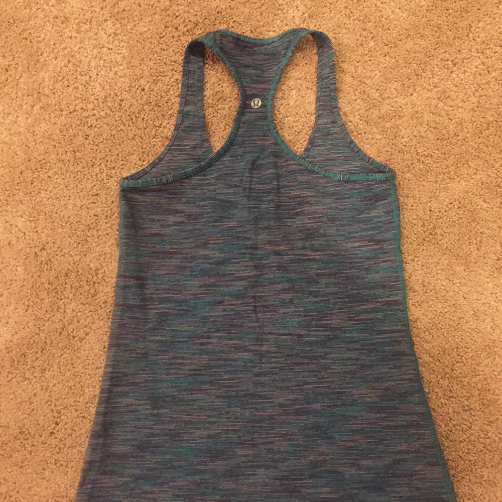 Lululemon tank